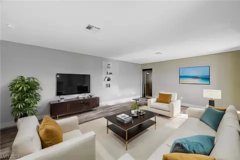 2060 La Salle St, Las Vegas, NV 89106