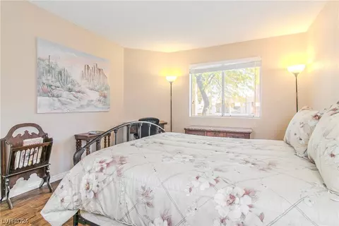 Bedroom - 2221 Highpointe Dr #101, Laughlin, NV 89029 photo 4 of 8