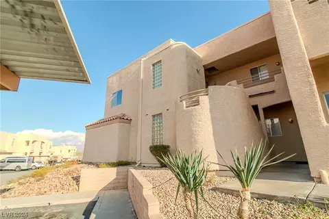 Exterior - 2221 Highpointe Dr #101, Laughlin, NV 89029 photo 7 of 12