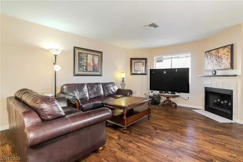 Living - 2221 Highpointe Dr #101, Laughlin, NV 89029 photo 2 of 4