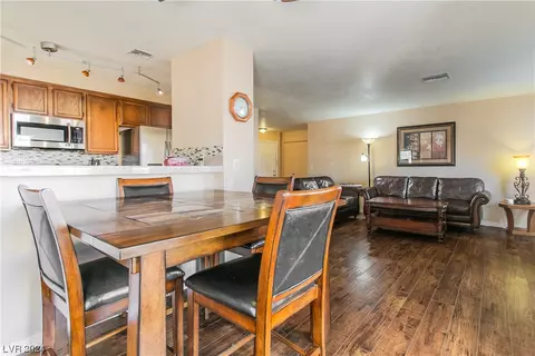 Dining - 2221 Highpointe Dr #101, Laughlin, NV 89029 photo 4 of 4