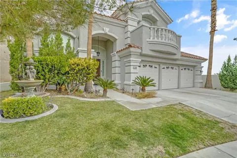 1700 Corta Bella Dr, Las Vegas, NV 89134