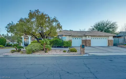 161 W Delamar Dr, Henderson, NV 89015