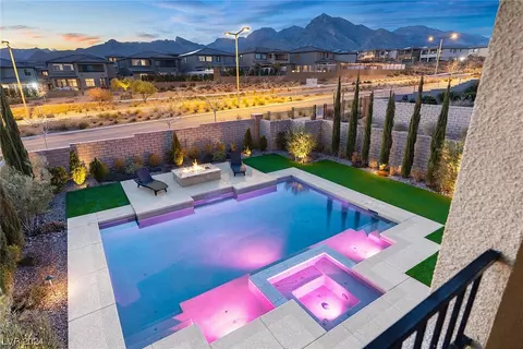 461 Cabral Peak St, Las Vegas, NV 89138