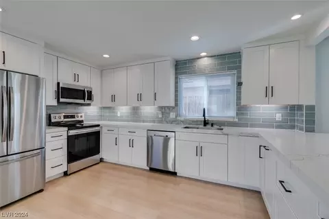 2815 Painted Rose Ln, Henderson, NV 89074