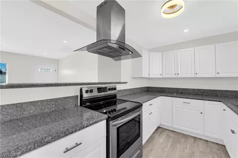 612 Bowman Ave, Las Vegas, NV 89106