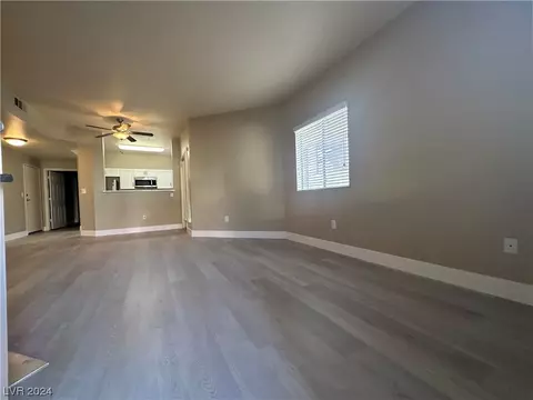 5250 S Rainbow Blvd #1128, Las Vegas, NV 89118