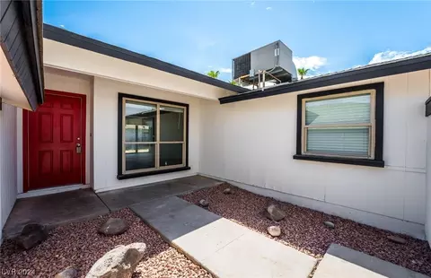 4753 El Tesoro Ave, Las Vegas, NV 89121