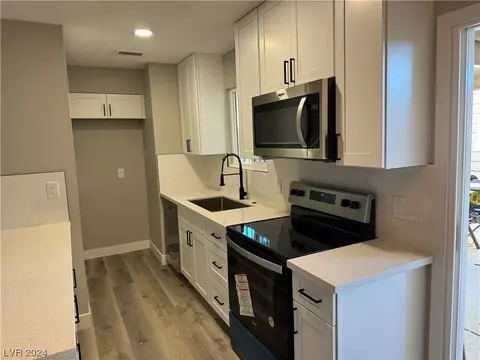 4665 Mill Valley Dr #0, Las Vegas, NV 89120