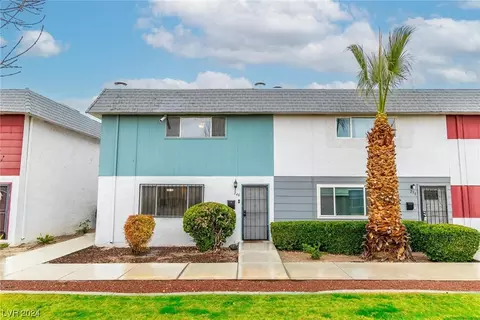 248 Greenbriar Townhouse Way, Las Vegas, NV 89121