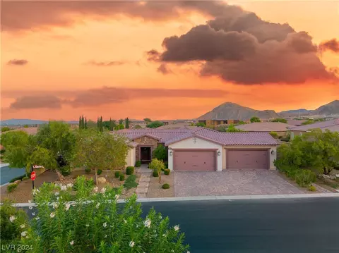 9719 August Rain Ave, Las Vegas, NV 89149