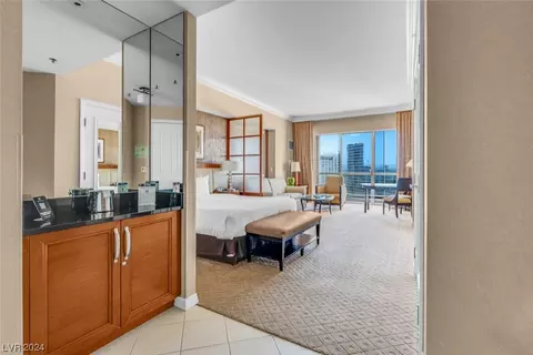 125 E Harmon Ave #3009, Las Vegas, NV 89109