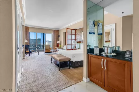 125 E Harmon Ave #3011, Las Vegas, NV 89109