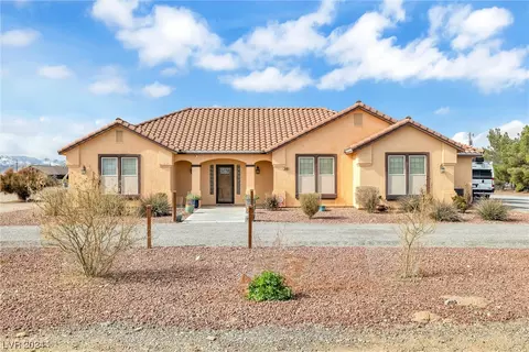 5840 Sunland Ave, Pahrump, NV 89061