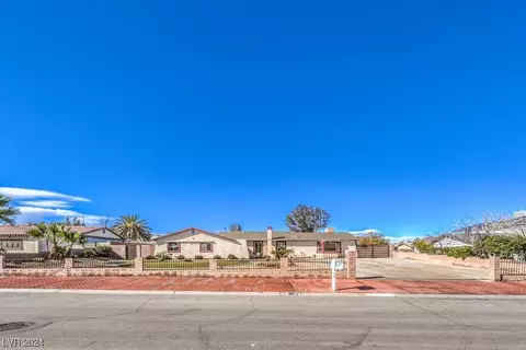 8027 Rodeo Dr, Las Vegas, NV 89123