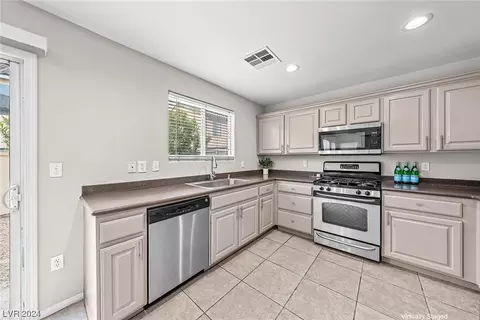 5087 Vacaville Ave, Las Vegas, NV 89139