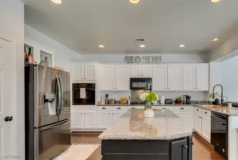 2488 Sturrock Dr, Henderson, NV 89044