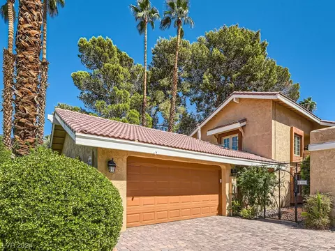 2906 Bel Air Dr, Las Vegas, NV 89109