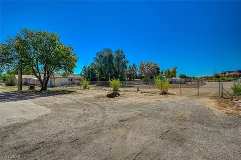 Exterior - 531 Bonelli Ave, Overton, NV 89040 photo 3 of 17