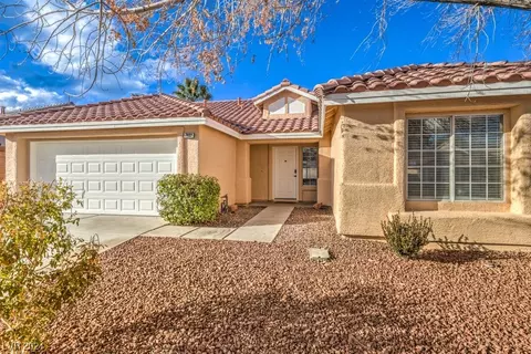 7932 Sierra Rim Dr, Las Vegas, NV 89131