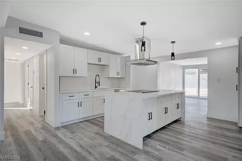 1520 La Jolla Ave, Las Vegas, NV 89169