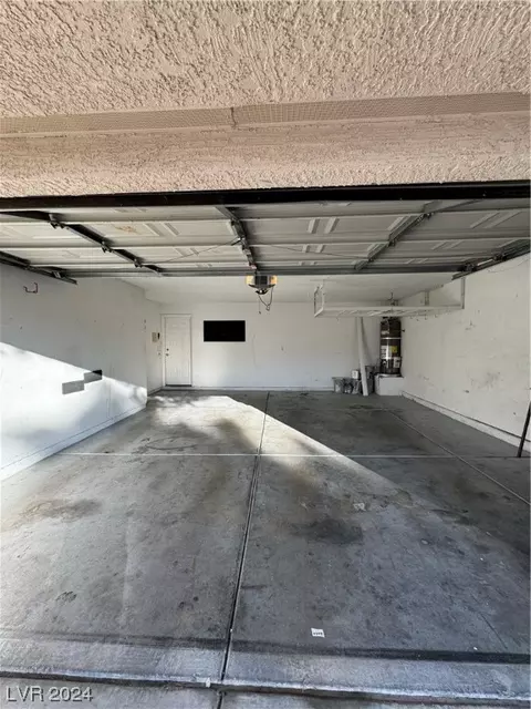 Exterior - 2181 Eaglecloud Dr, Henderson, NV 89074 photo 15 of 18