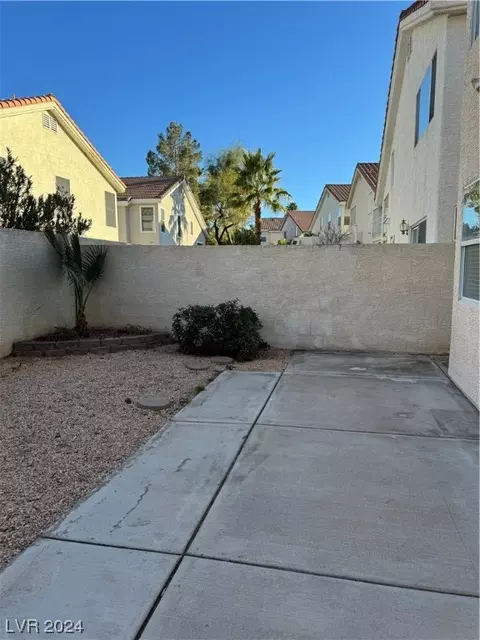 Exterior - 2181 Eaglecloud Dr, Henderson, NV 89074 photo 11 of 18