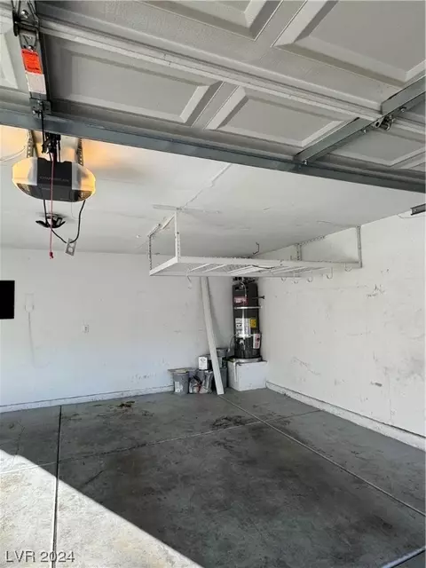 Exterior - 2181 Eaglecloud Dr, Henderson, NV 89074 photo 16 of 18