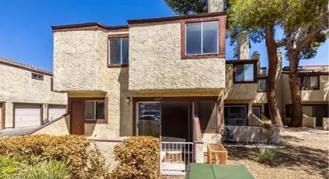 5005 Spencer St #D, Las Vegas, NV 89119