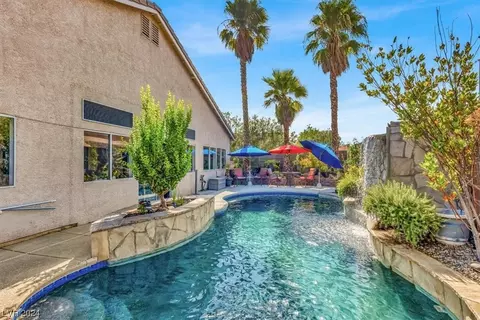 760 Viento Del Montagna Ave, Henderson, NV 89012