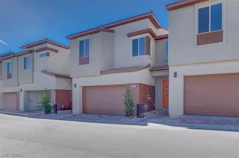 657 Infinity Ridge St, Las Vegas, NV 89138