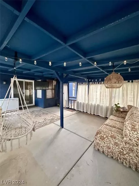 6208 Burnt Hills Dr, Las Vegas, NV 89130