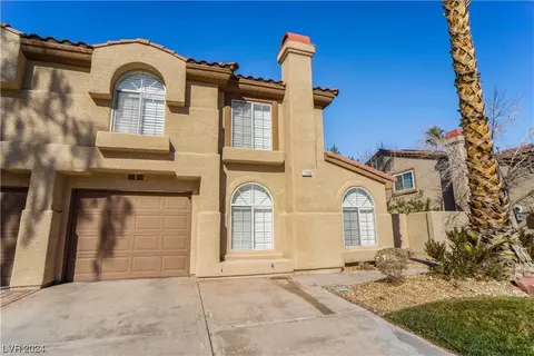 7708 Almeria St, Las Vegas, NV 89128