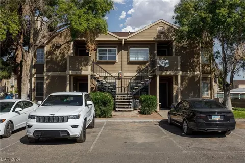 2734 Aarondavid Dr, Las Vegas, NV 89121