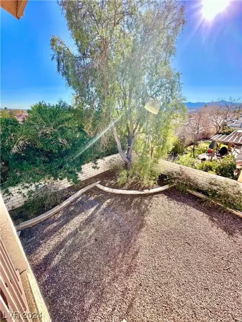Exterior - 2089 Avalon Dr, Laughlin, NV 89029 photo 12 of 13