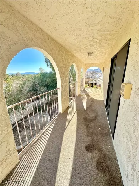 Exterior - 2089 Avalon Dr, Laughlin, NV 89029 photo 7 of 13