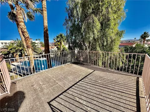Exterior - 2089 Avalon Dr, Laughlin, NV 89029 photo 9 of 13
