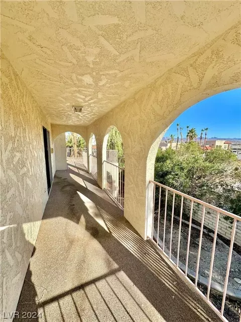 Exterior - 2089 Avalon Dr, Laughlin, NV 89029 photo 8 of 13