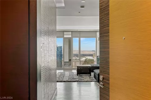 3750 Las Vegas Blvd #3808, Las Vegas, NV 89158