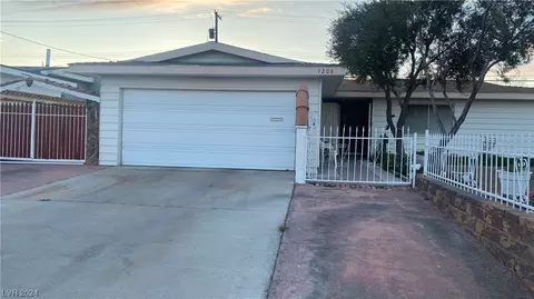 1208 Montclair St, Las Vegas, NV 89146