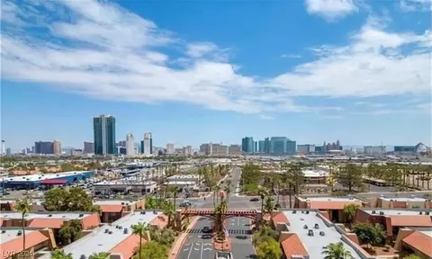 5493 Indian River Dr #384, Las Vegas, NV 89103