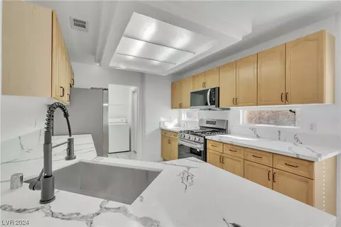 3412 Wordsworth St, Las Vegas, NV 89129