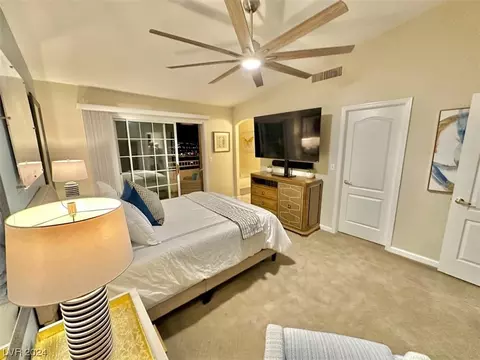 Bedroom - 2154 Camel Mesa Dr, Laughlin, NV 89029 photo 3 of 4