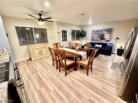 Dining - 2154 Camel Mesa Dr, Laughlin, NV 89029 photo 3 of 4