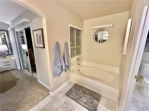 Bath - 2154 Camel Mesa Dr, Laughlin, NV 89029 photo 9 of 9