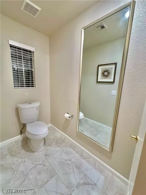 Bath - 2154 Camel Mesa Dr, Laughlin, NV 89029 photo 8 of 9