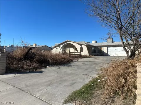 3076 E Russell Rd, Las Vegas, NV 89120