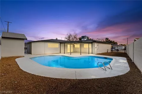 3591 Rio Mayo Dr, Las Vegas, NV 89121