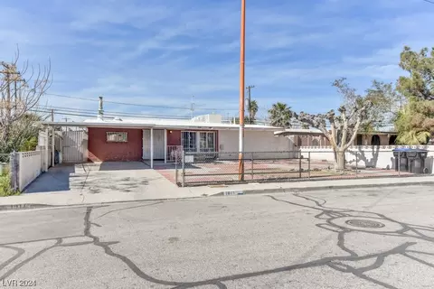 1911 Bassler St, North Las Vegas, NV 89030