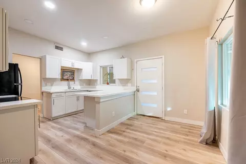 300 E Tonopah Ave, North Las Vegas, NV 89030